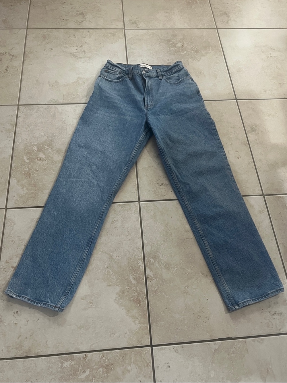 Abercrombie 90s straight ultra high rise curve love jeans in a light blue wash